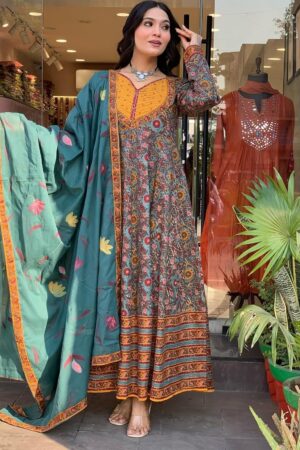 Woman A-line Green flower Dupatta Sets